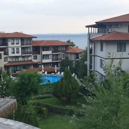 Sea Paradise Apartment